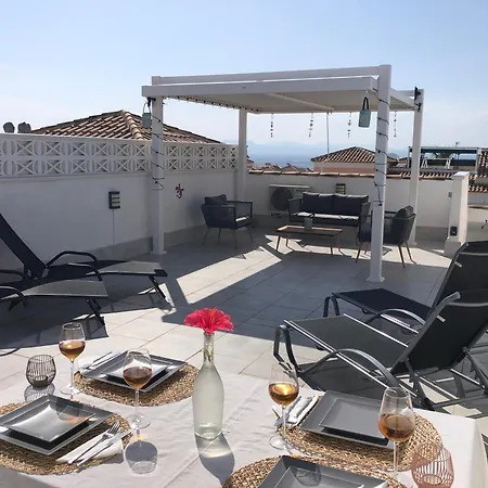 Happinez Roof Terrace Close To Apartment *